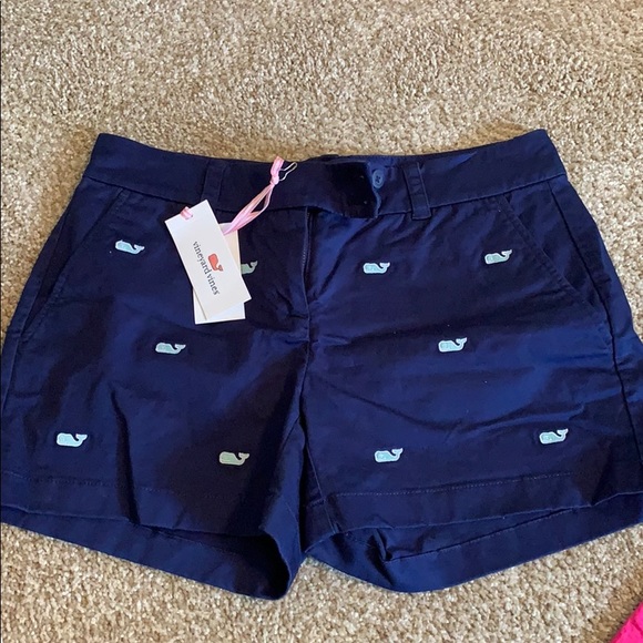 Pair of Vineyard Vines whale shorts - Picture 4 of 6